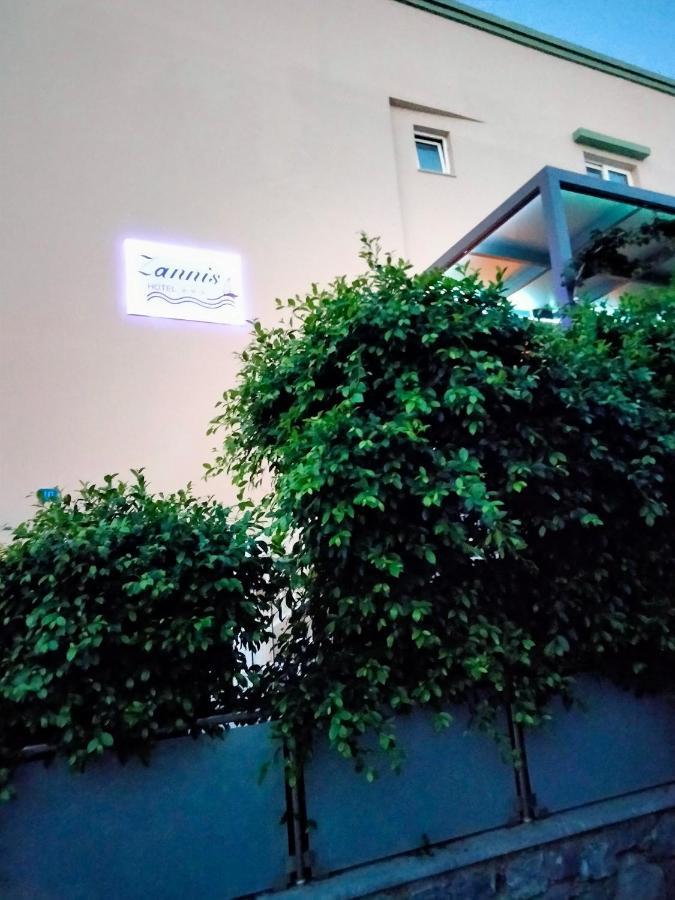 Zannis Hotel Rethimnon Buitenkant foto