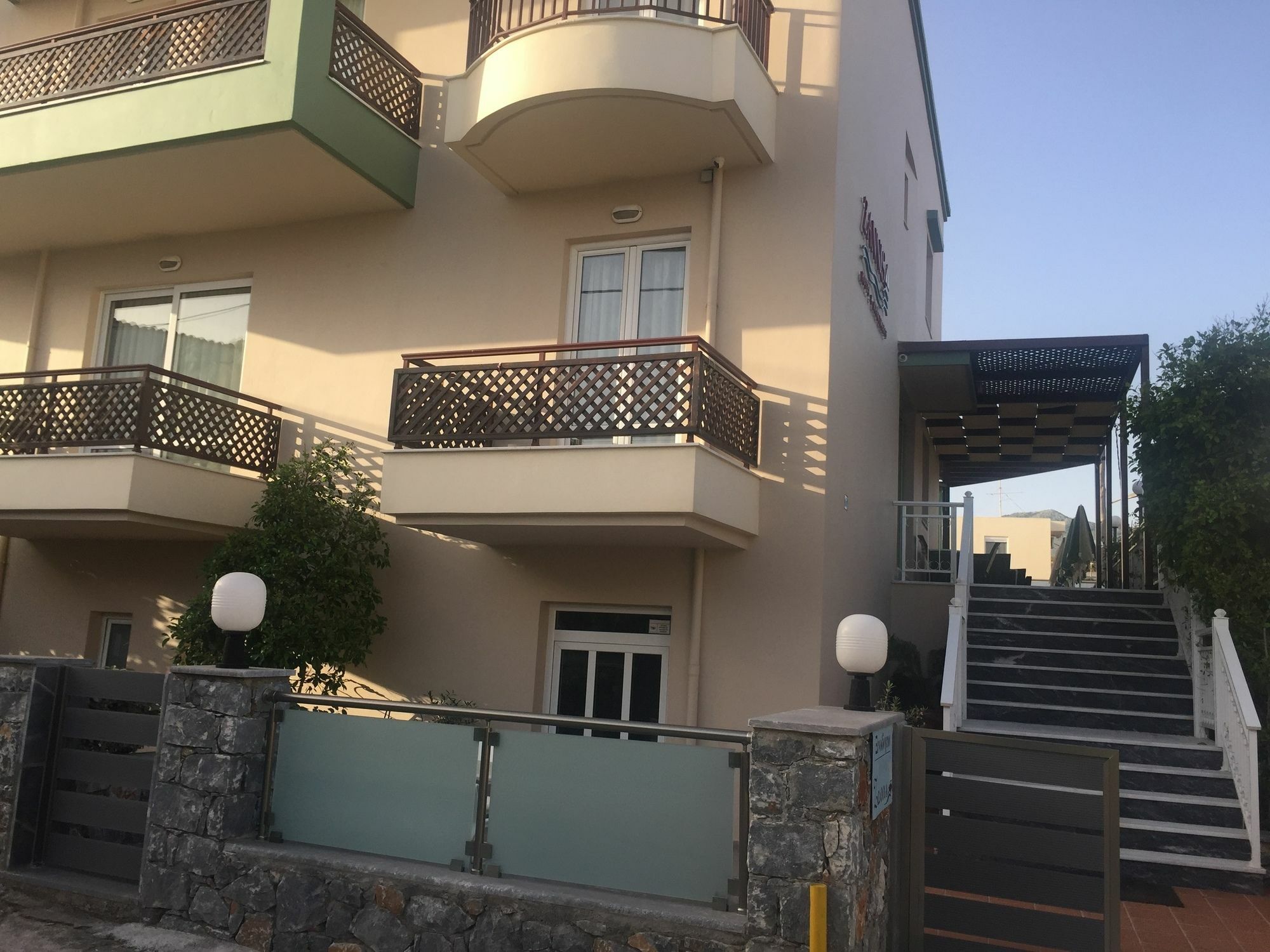 Zannis Hotel Rethimnon Buitenkant foto