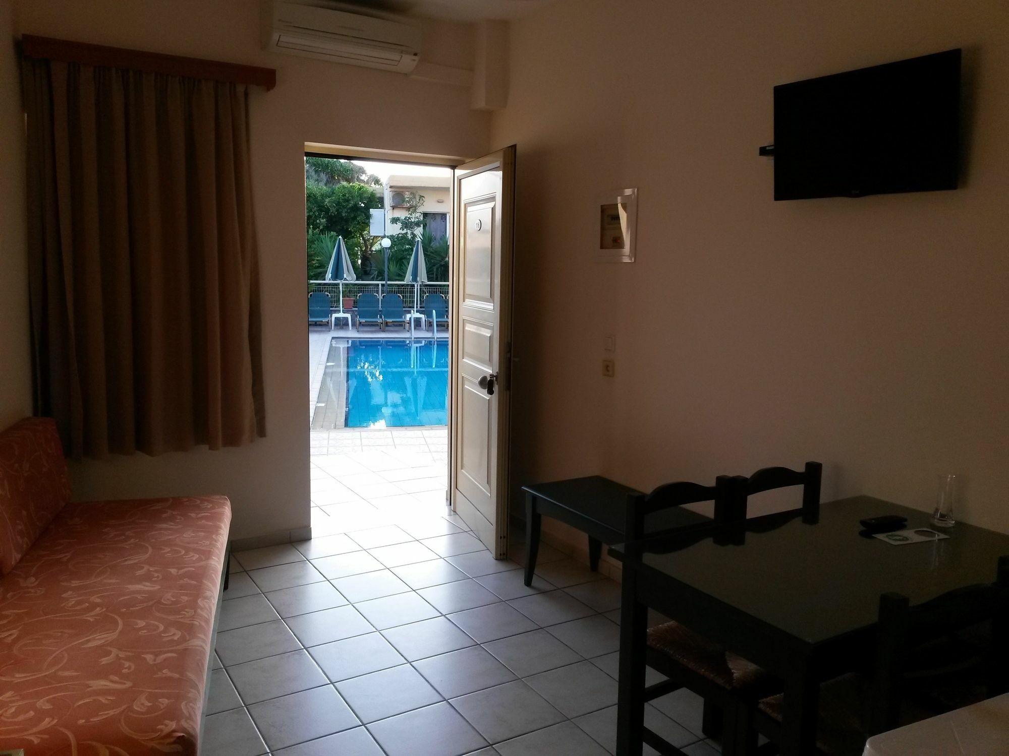 Zannis Hotel Rethimnon Buitenkant foto