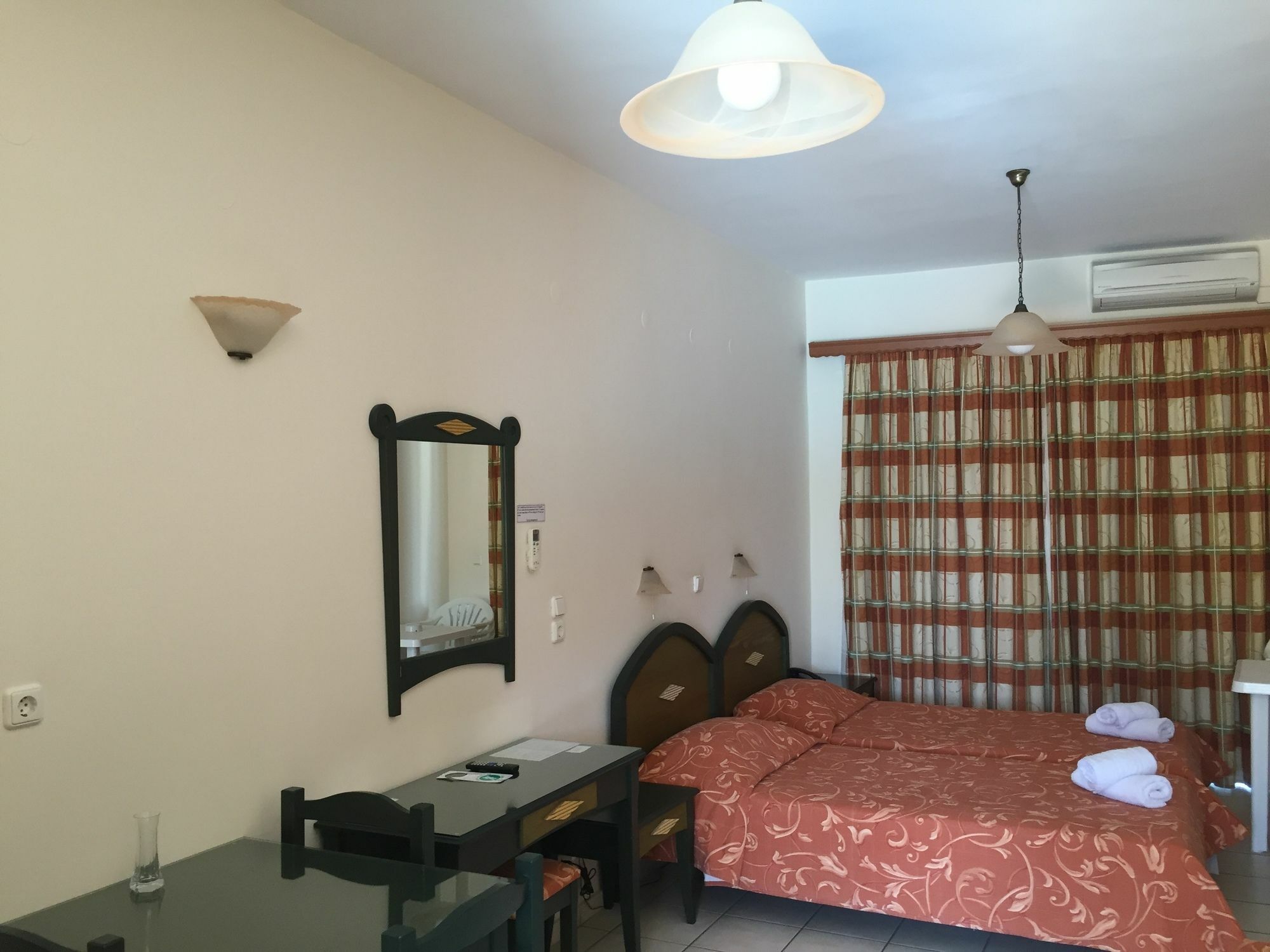 Zannis Hotel Rethimnon Buitenkant foto