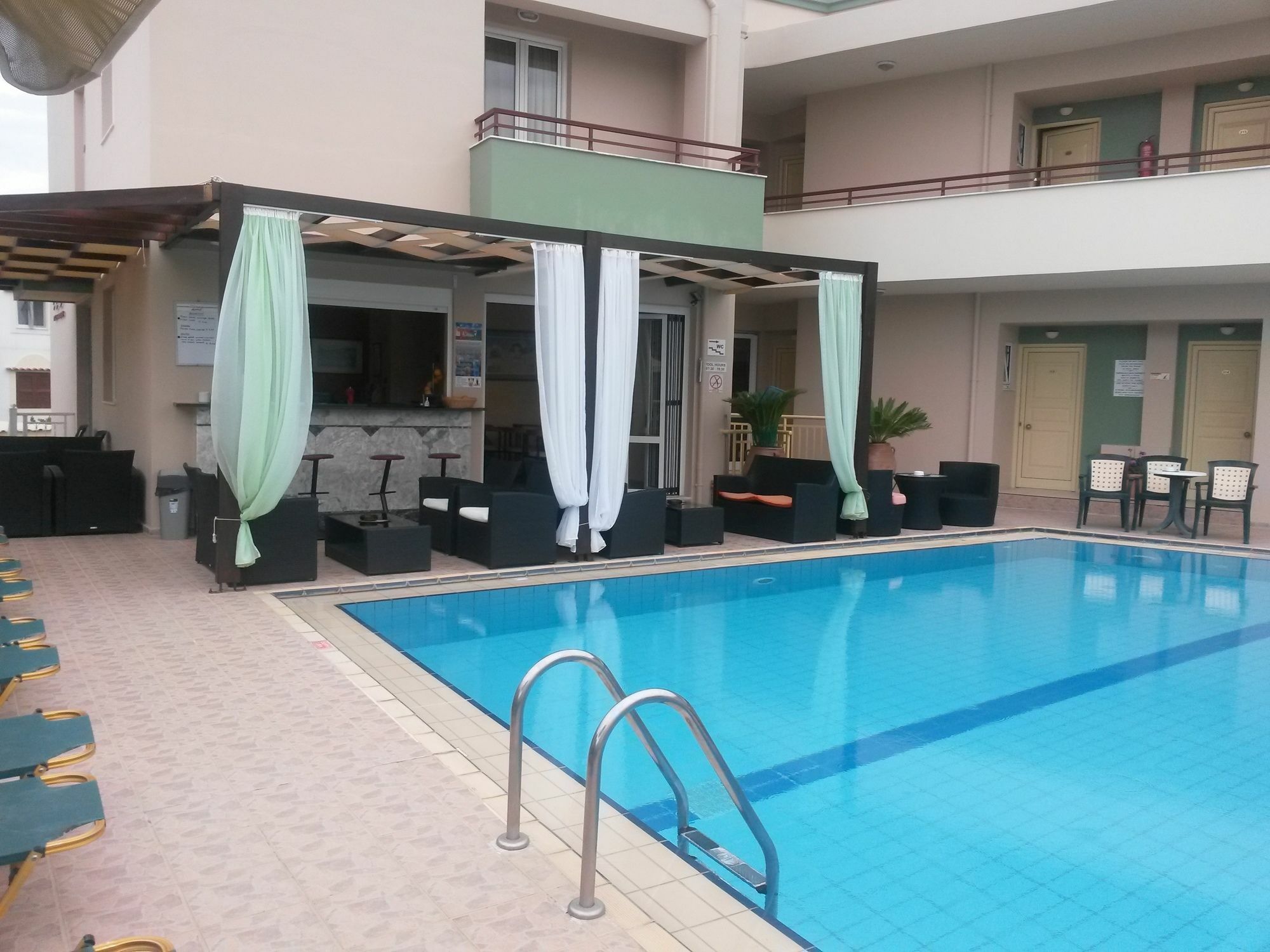 Zannis Hotel Rethimnon Buitenkant foto